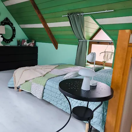 La Maison De Dom wakacyjny Cerences (Manche)