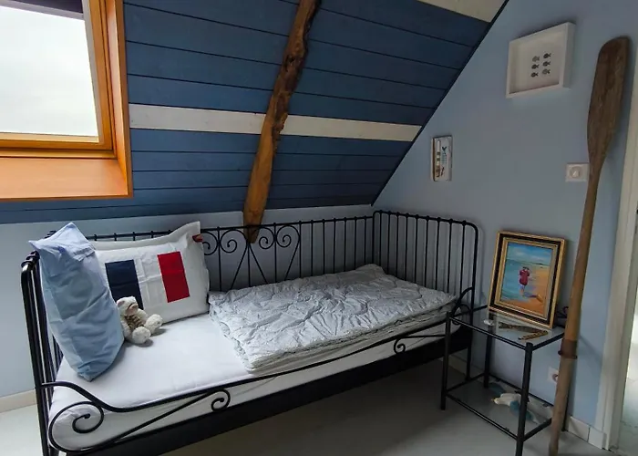 La Maison De Cerences (Manche)